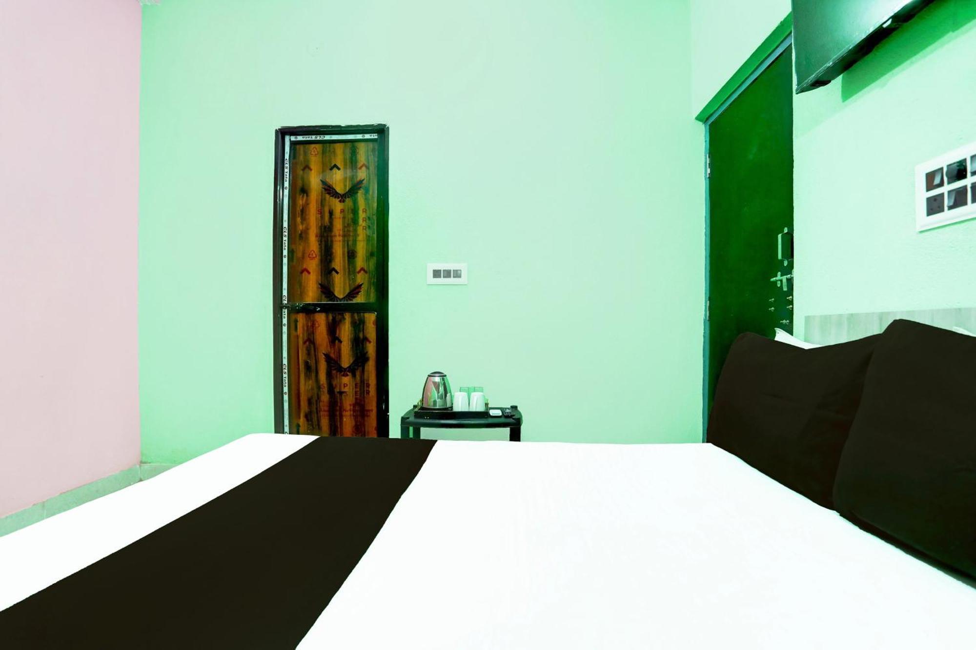 Hotel O Mochu Vatika Marriage Hall & Guest House Patna  Esterno foto